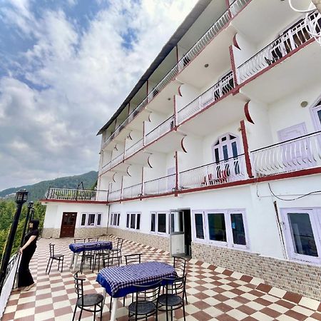 Sparkle Star Resort Khajjiar Екстериор снимка
