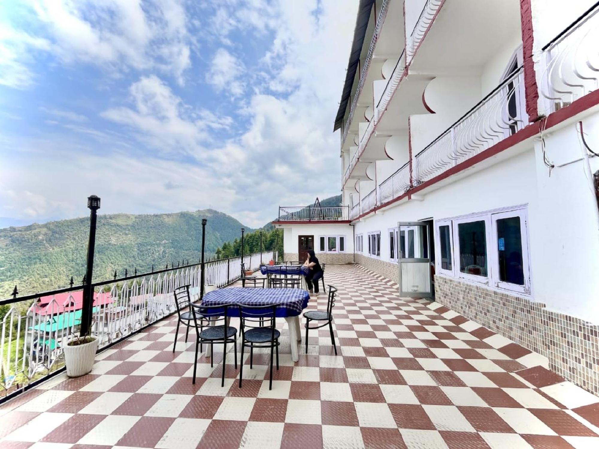 Sparkle Star Resort Khajjiar Екстериор снимка