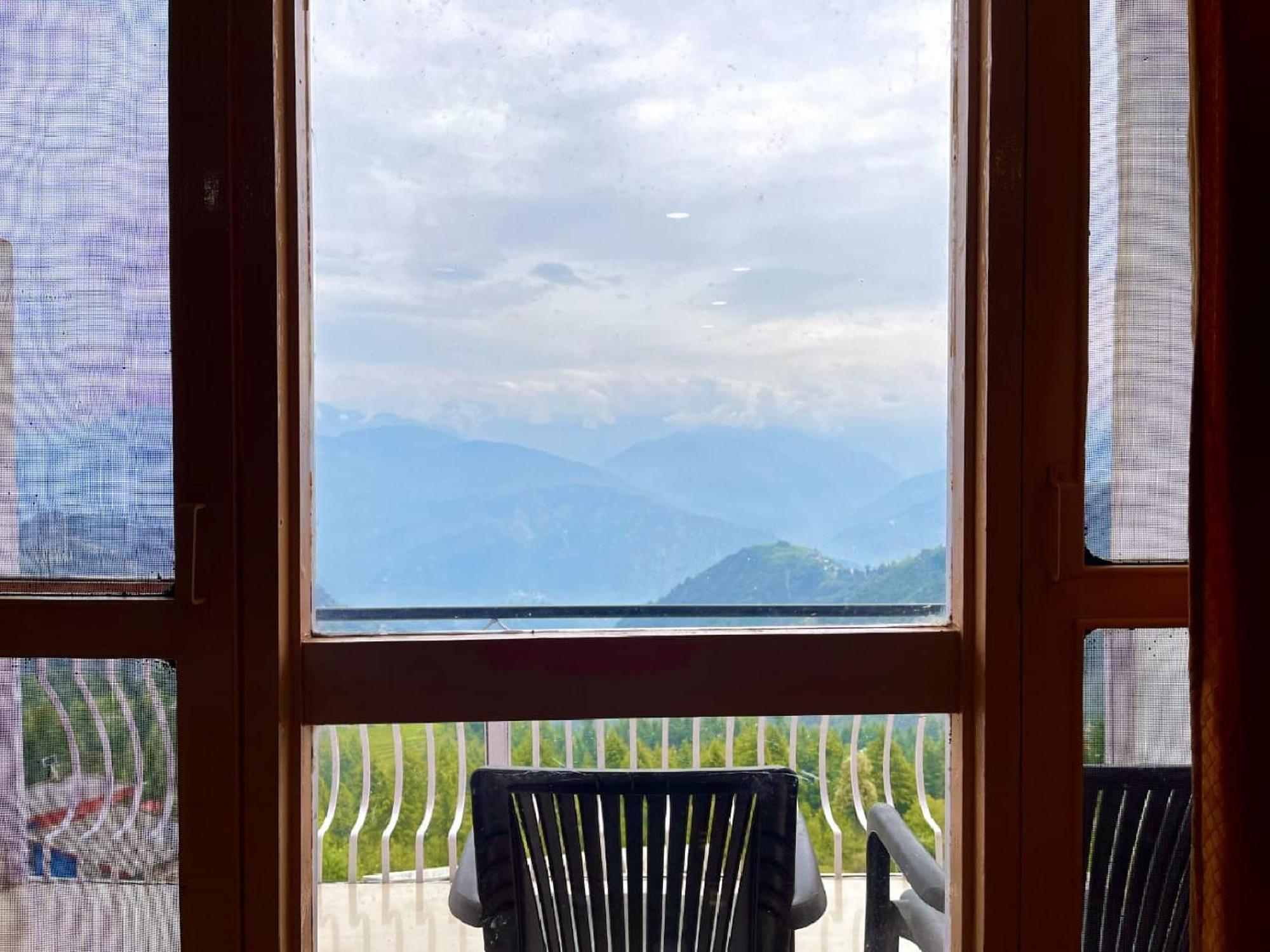 Sparkle Star Resort Khajjiar Екстериор снимка