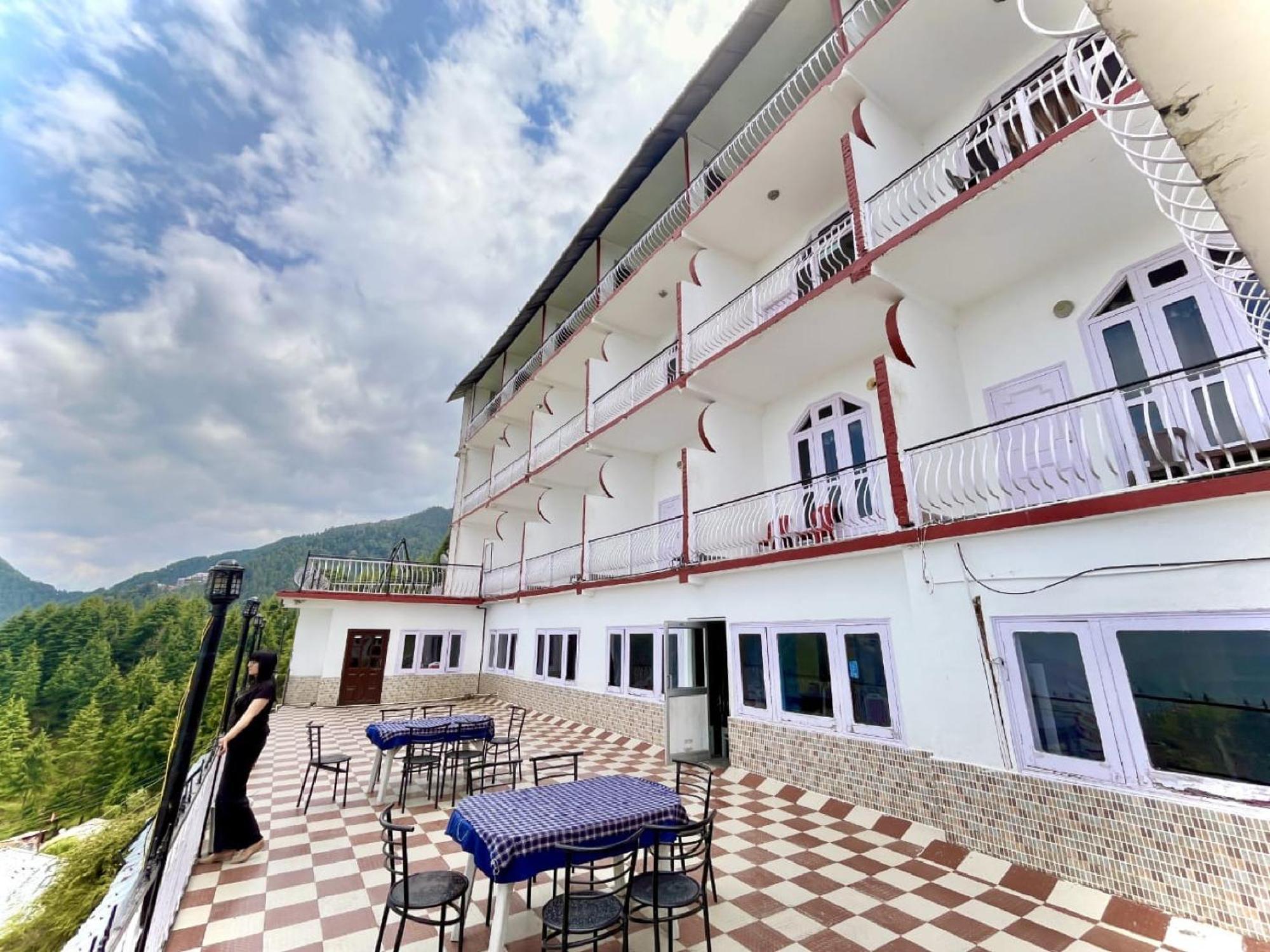 Sparkle Star Resort Khajjiar Екстериор снимка